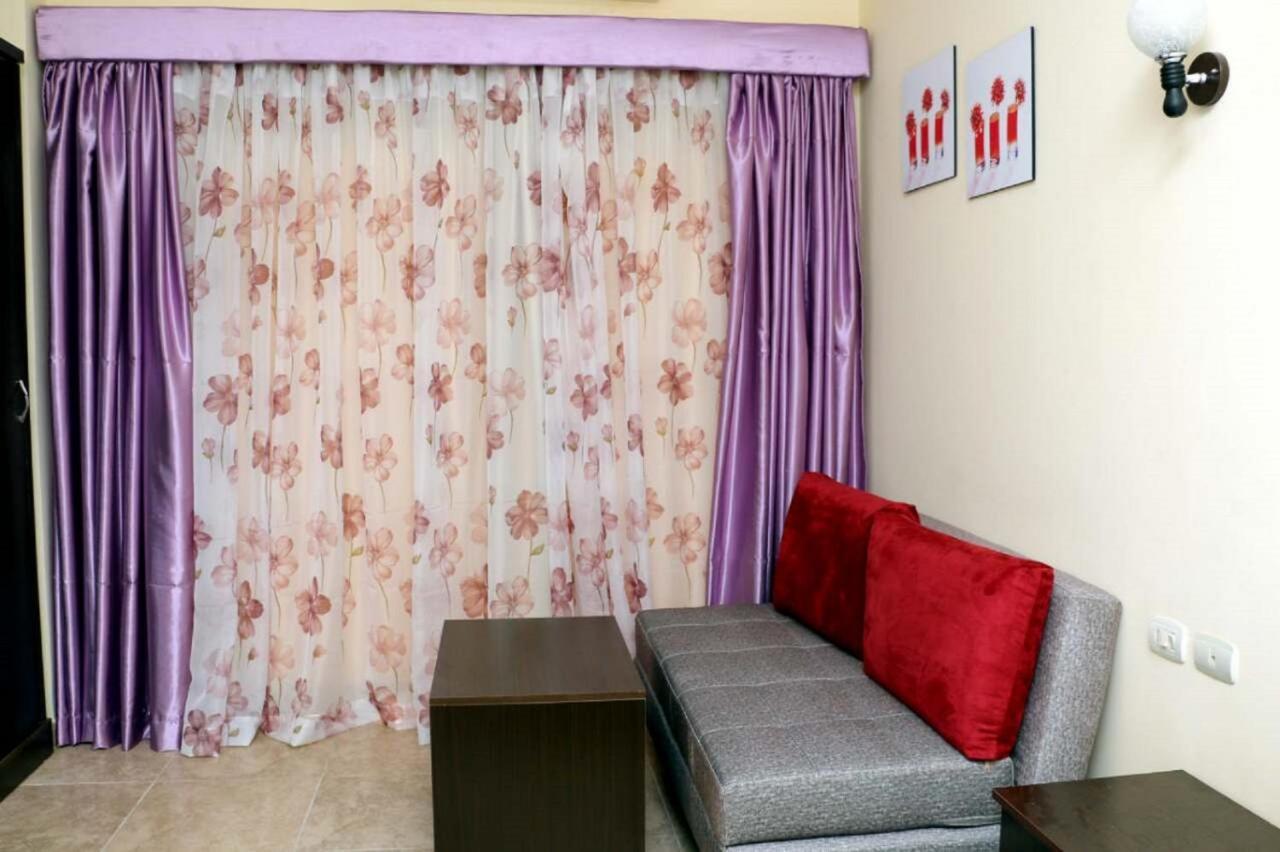 Studio H In Florenza Khamsin Хургада Экстерьер фото