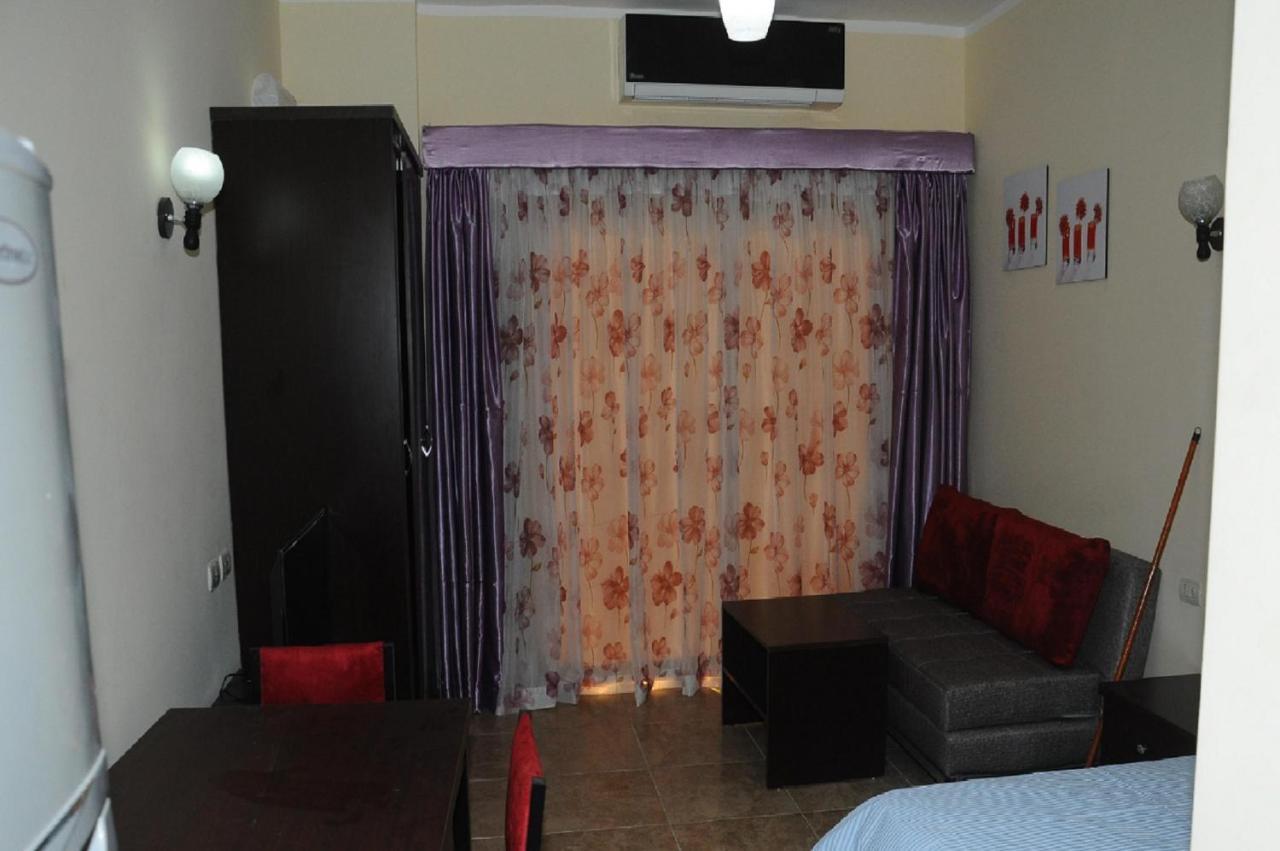 Studio H In Florenza Khamsin Хургада Экстерьер фото